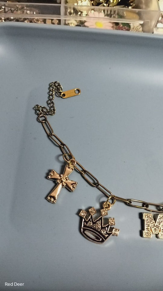 Gold Charm Bracelet for Mom